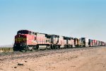 Santa Fe B40-8W #520 (with GP60B #333, BNSF GP60M #103 & SF30C #9547) lead another westbound intermodal 